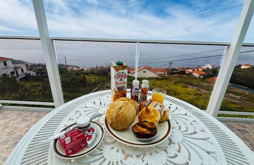 Estreito da Calheta Apartment | Casa Santana with Ocean Views, Parking & WiFi