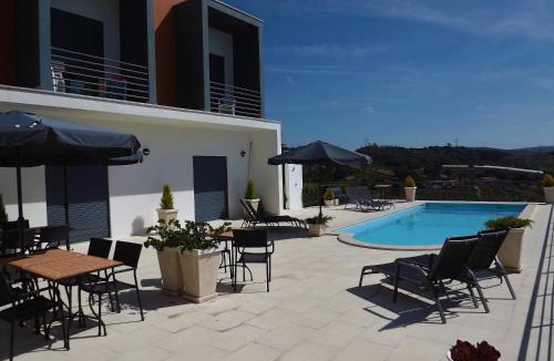 Batalha Bed & Breakfast | Casa Serra Larga B&B Batalha