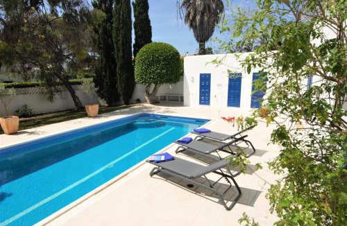 Mato Serrao Villa | Casa Trinidade