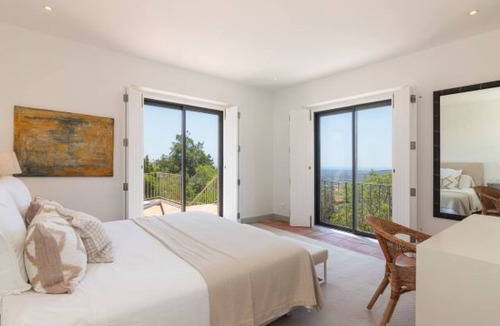 Alfeicao House | Casa Velha: Pool & Ocean View by Interhome