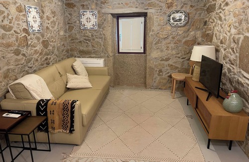 Sever do Vouga House | Casa Velha - Santiago Family House