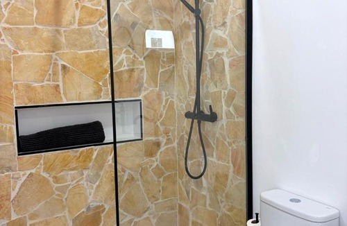 Santo Estevao House | Casa Yolanda