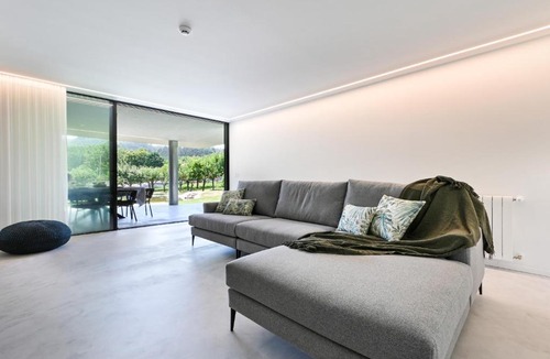 Rossas House | Casas D'Além Refuge with Pool & Nature by Sé Apartamentos