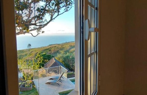 Lombada Velha House | Casas do Pargo- Casa A - Oak Tree House