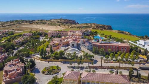 Lagos Resort | Cascade Wellness Resort Lagos Algarve by Domes