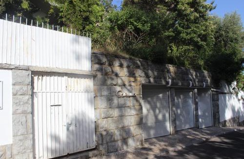 Barrio Santana House | Cascais Jasmim Doce