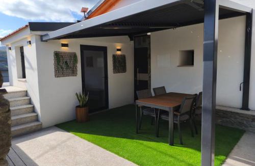 Bomfim House | Castas D'ouro Guest House II