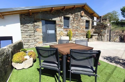 Bomfim House | Castas D'ouro Guest House