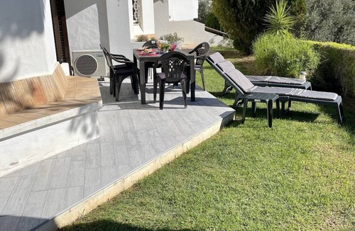 Alpouvar Apartment | Catalina Apt Privately owned South Facing ground floor . Air Con Arlo Doorbell