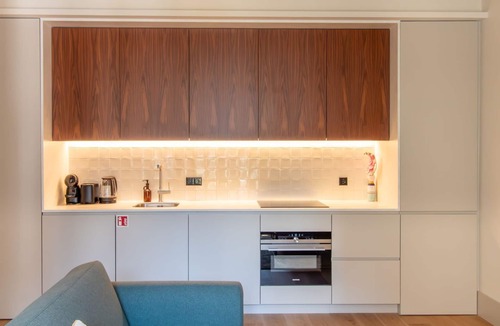 Centro / Baixa Apartment | Catarina 392 | Modern 1BR by LovelyStay