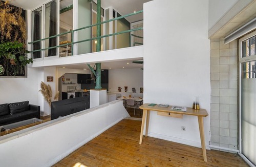 Santos Apartment | Central 1-Bedroom Loft perfect to Explore Lisbon