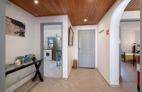 Correeira Apartment | Central Albufeira Vacation Flat with Shared Pool