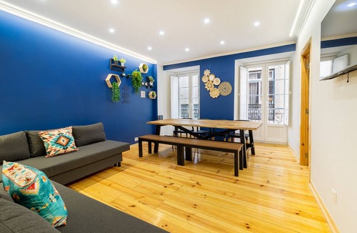 Encarnacao Apartment | Central Bairro Alto 2E by Central Hill