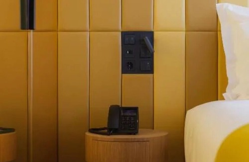 Sao Jorge de Arroios Hotel | Central Lisbon Stay | Near Light Show & Historic Sites