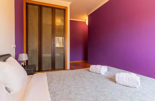 Senhora da Hora Apartment | Central Matosinhos Apartment by Unique Hosts