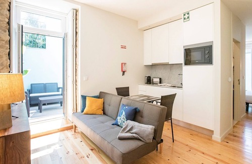 Centro / Baixa Apartment | Central Studio w/Pool & Patio by LovelyStay