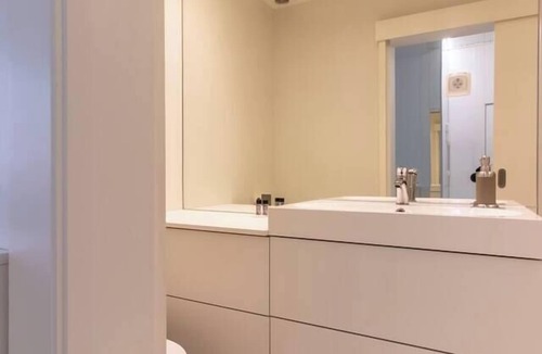 Sacramento Apartment | Charming and Well-Located Studio in Chiado