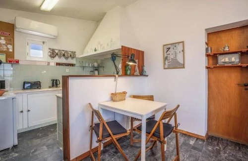 Lagos Apartment | Charming apartment with a terrace right on the beach
