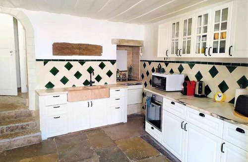 Penedo Villa | Charming Coastside Villa