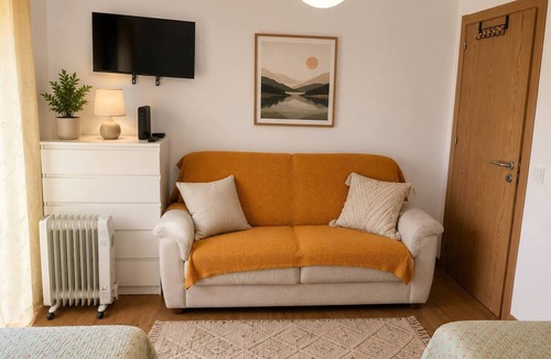 Santa Clara Condo | Charming Double Room in Shared Lisbon