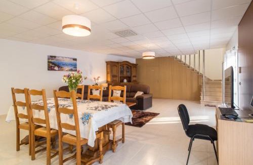 Leiria House | Charming house in Boa Vista with private pool