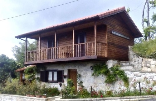 Molares House | Charming House in Celorico de Basto with Mountain View