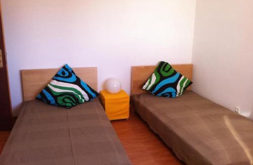 Serra da Pescaria House | Charming house in Nazaré with terrace and parking