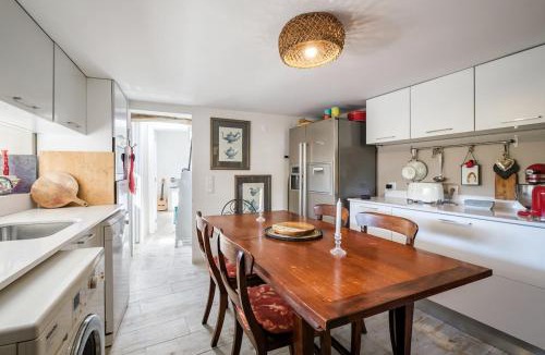 Malveira da Serra House | Charming stone cottage with sunny terrace