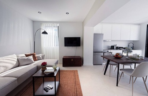 Porto Formoso House | Charming T2 Apartment in Porto Formoso — Comfort, Privacy & Garden