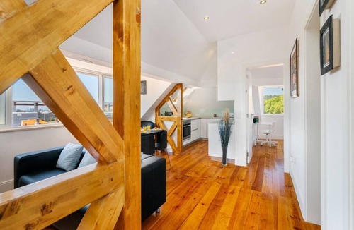 Lisbon Old Town Apartment | Charming Top Floor Flat With Stunning City Views