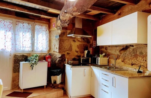 Montalegre House | Charming Tourém Retreat 3 Bedroom House With Stunning Views