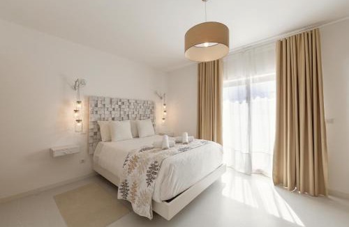 Casalinho Villa | Charming Villa Óbidos by LovelyStay