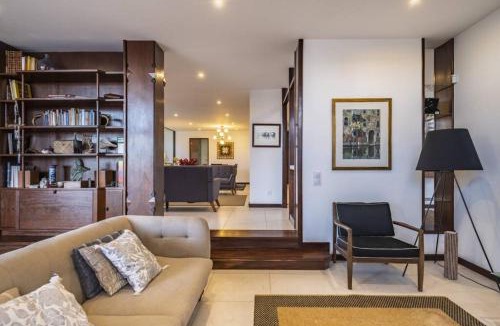 Sao Martinho Villa | Charming Villa, spacious, beautiful views!