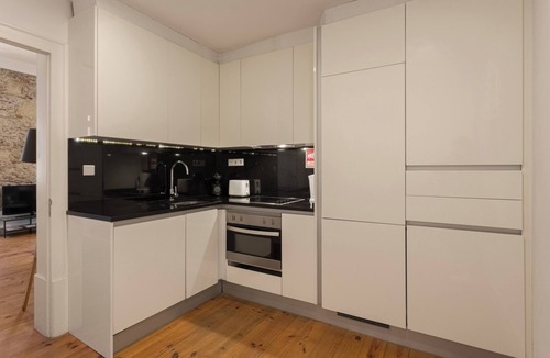 Sao Paulo Apartment | Chic 1-Bedroom in Cais do Sodré | Modern and Central