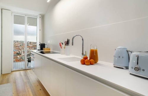 Alfama Apartment | City View Penthouse Luxurious Living in Lisbon