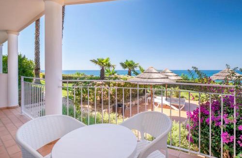Porto de Mos Hotel | Clube Porto Mos - Sunplace Hotels & Beach Resort