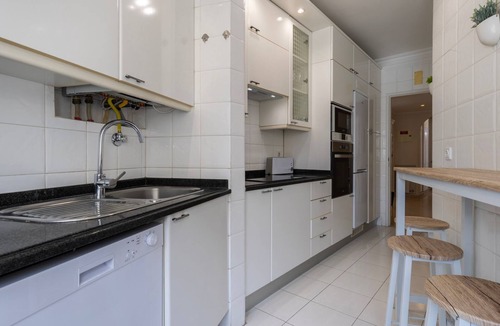 Costa de Caparica Apartment | Coastal Living by LovelyStay