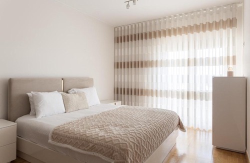 Odivelas Apartment | Colinas Premium 3BR