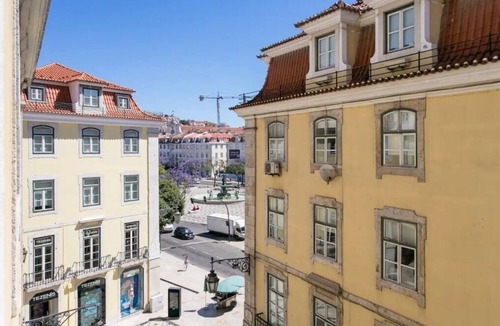 Sacramento Apartment | Colorful Portuguese-Style Apartment in Chiado