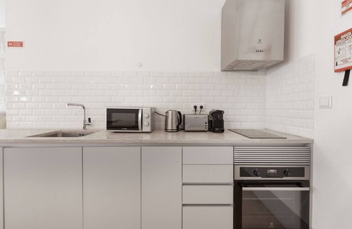 Santos Apartment | Colosseum Building - Apartment Gamma