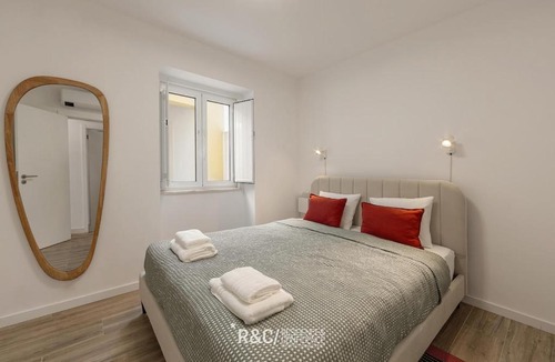 Alcoentre Apartment | Comfort & Design - Close to the beach