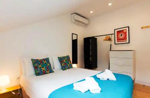 Sao Bento Apartment | Comfortable and Bright - Lisbon