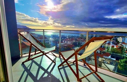 Sao Pedro Apartment | Cool Spacious Home with Panoramic Ocean Views