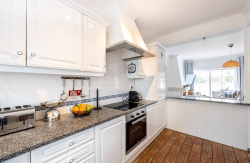 Praia da Luz Ski Chalet | CoolHouses Algarve Luz | Casa Sirrah