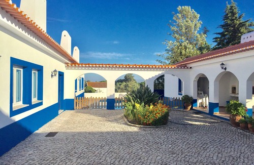 Coruche House | Coruche - Country house with pool, garden and barbecue. Quiet area