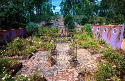 Pedrogao Grande Cottage | Cottage - Sleeps 6 - Parking - Garden