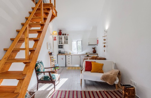 Santiago do Escoural Villa | Country House 'Monte Da Masmorra De Baixo' with Private Pool, Garden and Wi-Fi