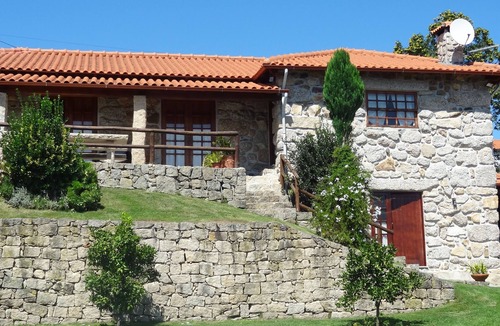 Celorico de Basto Cottage | Country house with private swimming pool and entertainment lounge