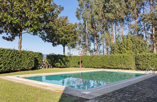 Amares Villa | Country House 'Quinta Da Ataíde' with Mountain View, Wi-Fi and Air Conditioning