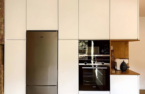 Cinfaes House | Country House 'Quinta Da Azenha' with Air Conditioning